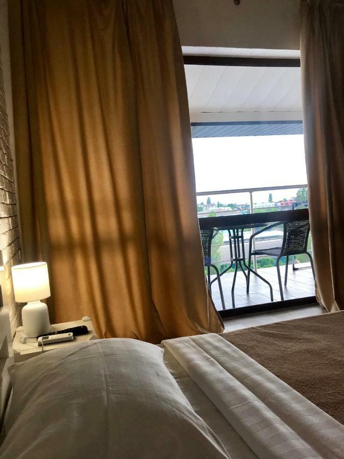Золотий Лев Hotel Zatoka Buitenkant foto